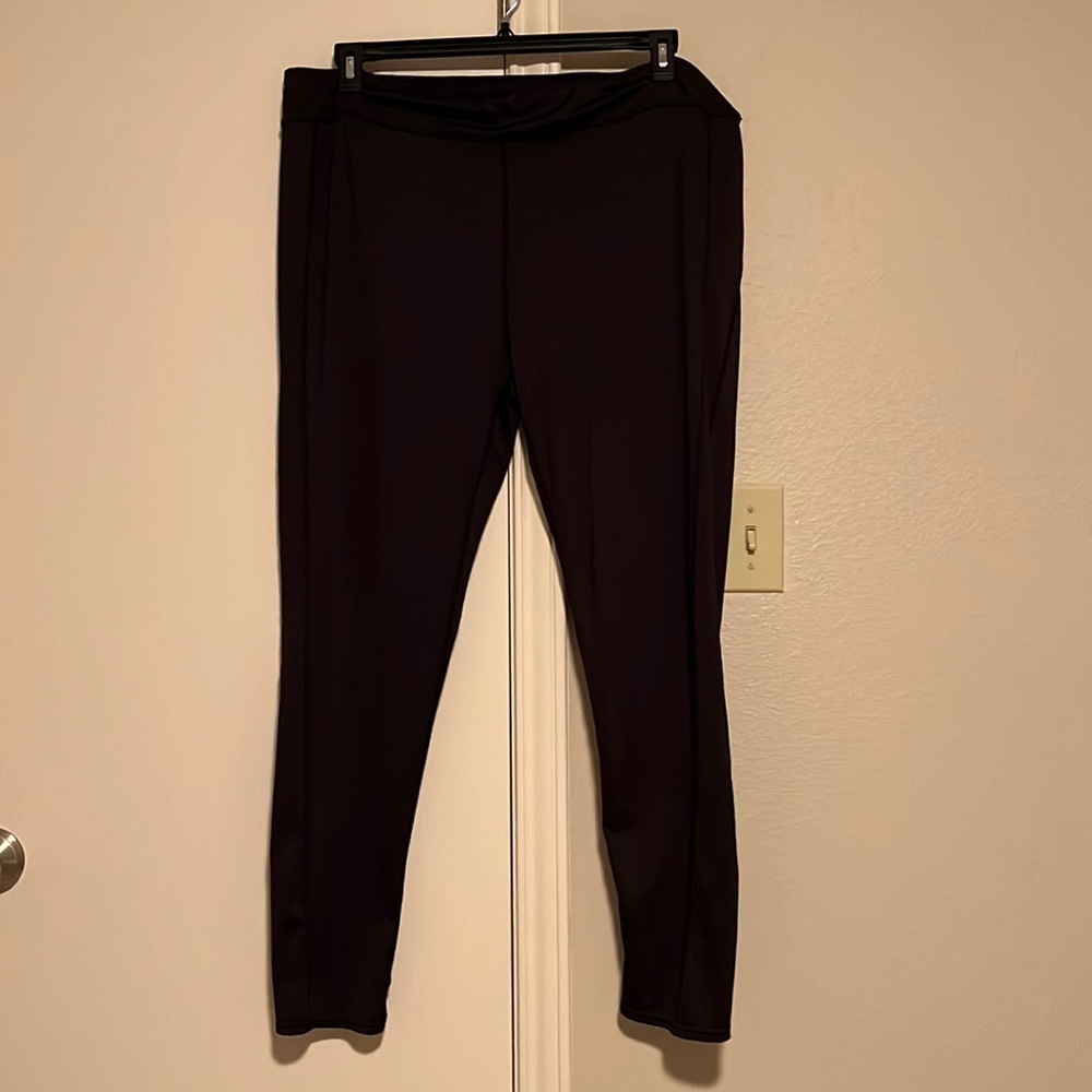Zone Pro womens athletic wear leggings. Black size XXXL. Like new.